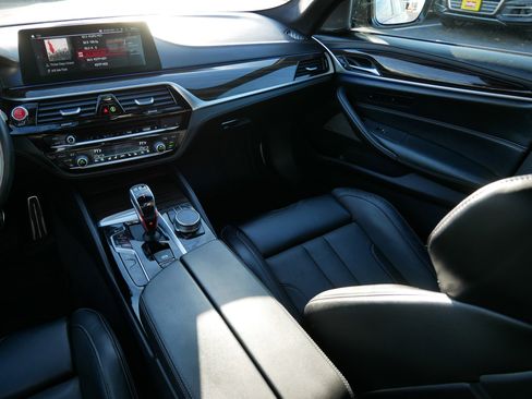 Used 2020 BMW M5 w/ Executive Package image 11