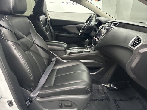 Used 2024 Nissan Murano SV w/ SV Midnight Edition Package image 20