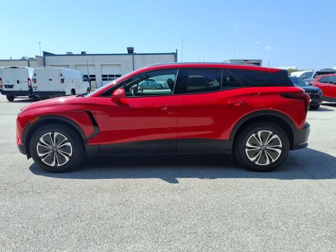 Used 2024 Chevrolet Blazer EV LT AWD/4WD image 4