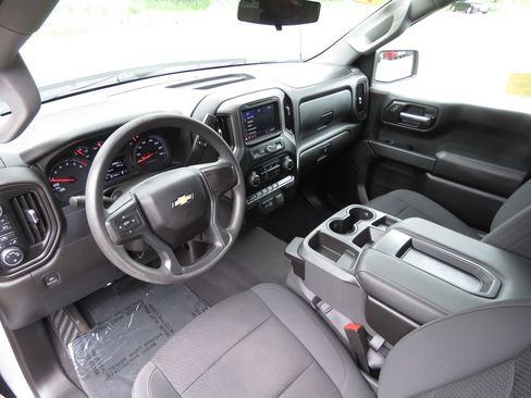 Used 2022 Chevrolet Silverado 1500 Custom AWD/4WD image 11