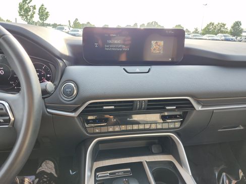 Used 2024 MAZDA CX-90 Plug-In Hybrid w/ Preferred AWD/4WD image 30