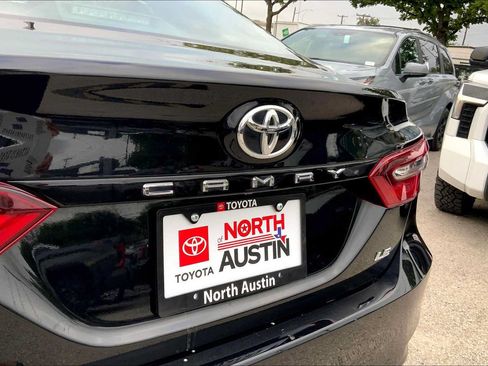 Used 2024 Toyota Camry LE FWD image 30
