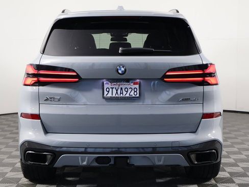 Used 2025 BMW X5 xDrive40i w/ M Sport Package image 5