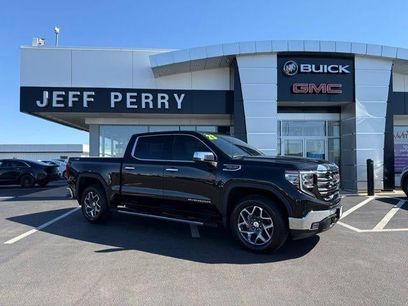 Used 2023 GMC Sierra 1500 SLT w/ SLT Premium Package