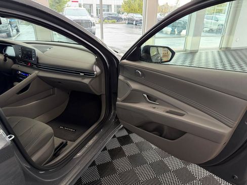 New 2026 Hyundai Elantra Sport image 41