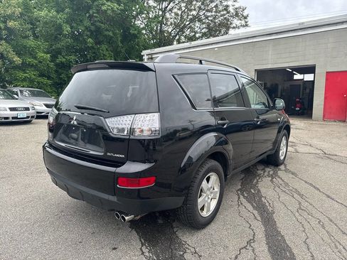 Used 2007 Mitsubishi Outlander ES FWD image 8