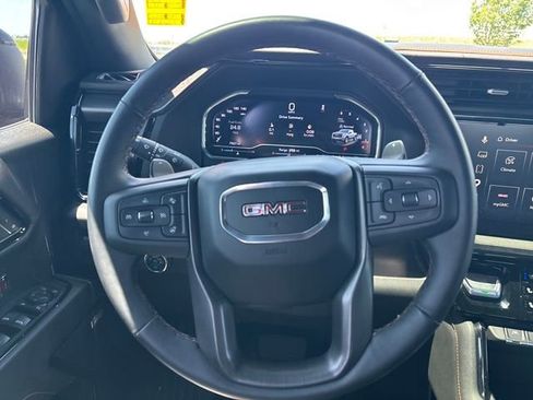 Certified 2025 GMC Sierra 1500 AT4 w/ AT4 Premium Package AWD/4WD image 15