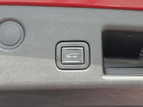 Used 2022 Chevrolet Equinox Premier AWD/4WD image 14