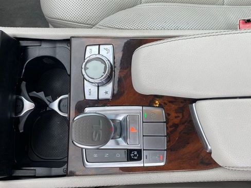 Used 2015 Mercedes-Benz SL 550 image 19