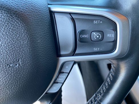 Used 2023 RAM 1500 Big Horn AWD/4WD image 17