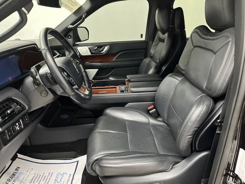 Used 2022 Lincoln Navigator L Reserve w/ Equipment Group 201A AWD/4WD image 12