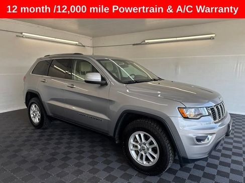 Used 2019 Jeep Grand Cherokee Laredo RWD image 1