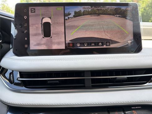 New 2027 INFINITI QX60 Luxe FWD image 9