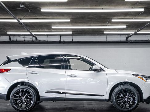New 2026 Acura RDX SH-AWD image 6