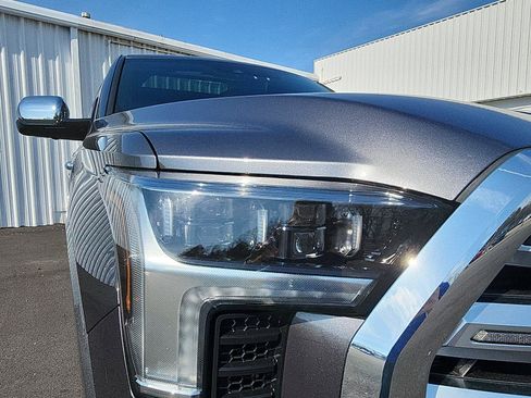 Used 2023 Toyota Tundra 1794 Edition image 12