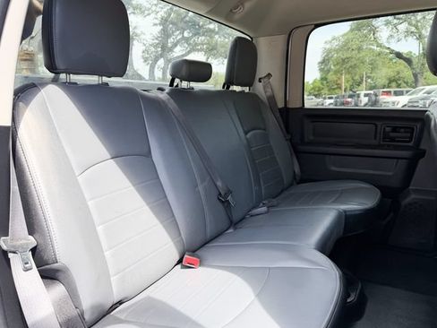 Used 2022 RAM 1500 Tradesman w/ Chrome Appearance Group AWD/4WD image 21