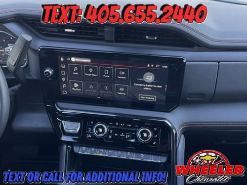 Used 2025 GMC Sierra 2500 AT4 w/ AT4 Premium Plus Package image 17