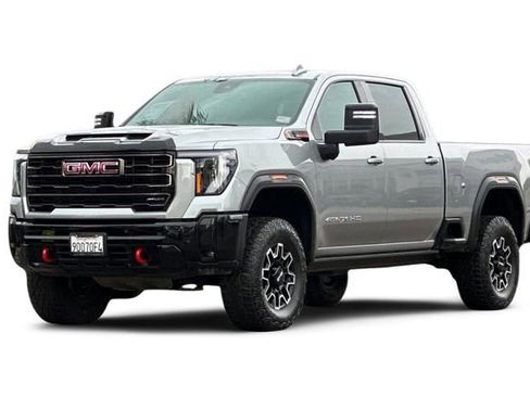 Used 2025 GMC Sierra 2500 AT4X image 1