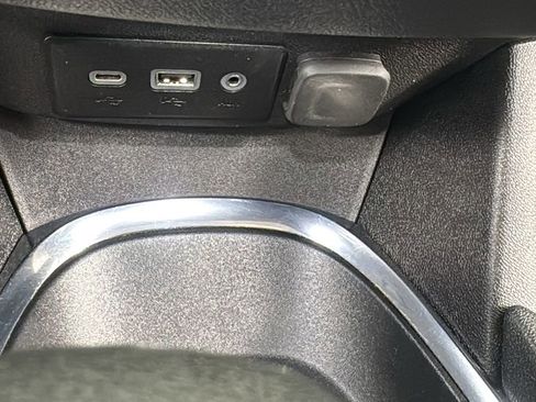 Used 2024 Chevrolet Malibu LT image 25