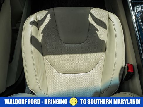 Used 2020 Ford Edge Titanium w/ Equipment Group 301A AWD/4WD image 32