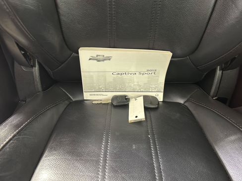 Used 2012 Chevrolet Captiva Sport LTZ AWD/4WD image 24