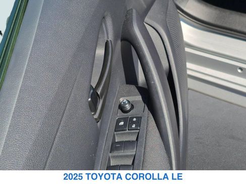 Used 2025 Toyota Corolla LE w/ LE Premium Package FWD image 12