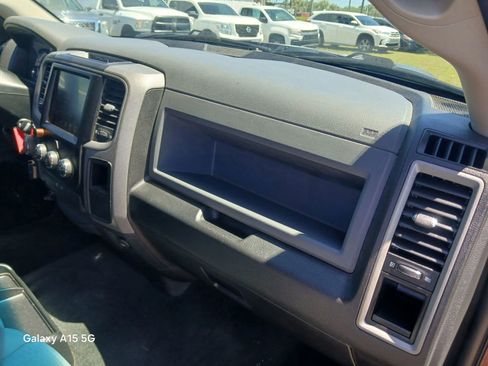 Used 2017 RAM 1500 Express w/ Express Value Package RWD image 16