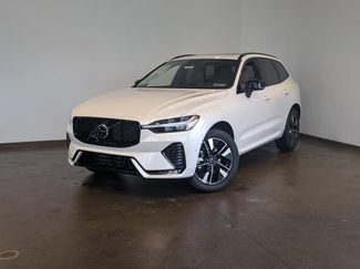New 2026 Volvo XC60 B5 Plus w/ Protection Package Premier video 1