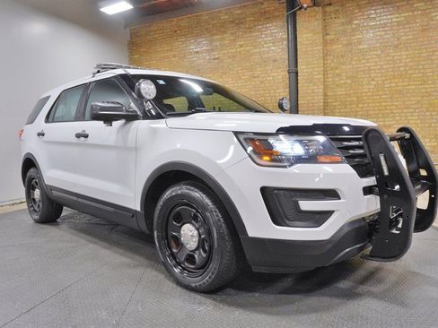 Used 2017 Ford Explorer 4WD Police Interceptor image 6