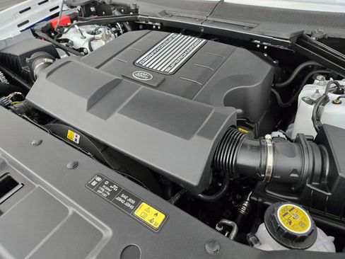 New 2025 Land Rover Defender 130 V8 AWD/4WD image 20