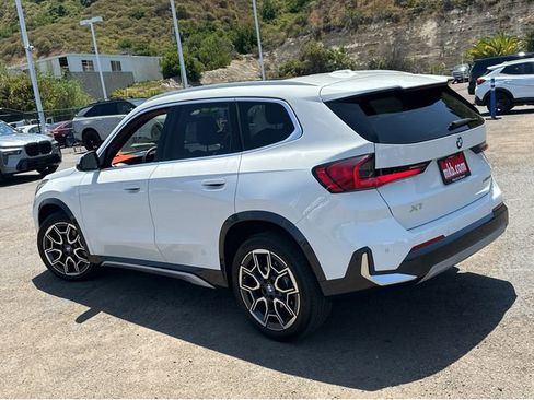 Used 2023 BMW X1 xDrive28i w/ Convenience Package AWD/4WD image 3