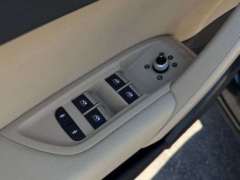 Used 2020 Audi Q5 2.0T Premium image 15