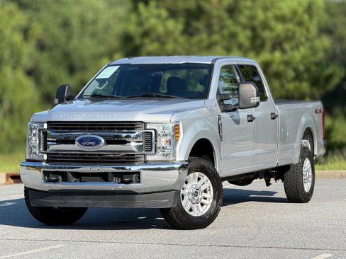 Used 2019 Ford F250 XLT AWD/4WD image 8