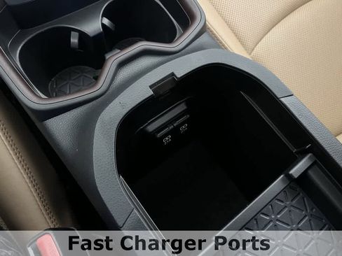 Used 2020 Toyota RAV4 Limited image 51