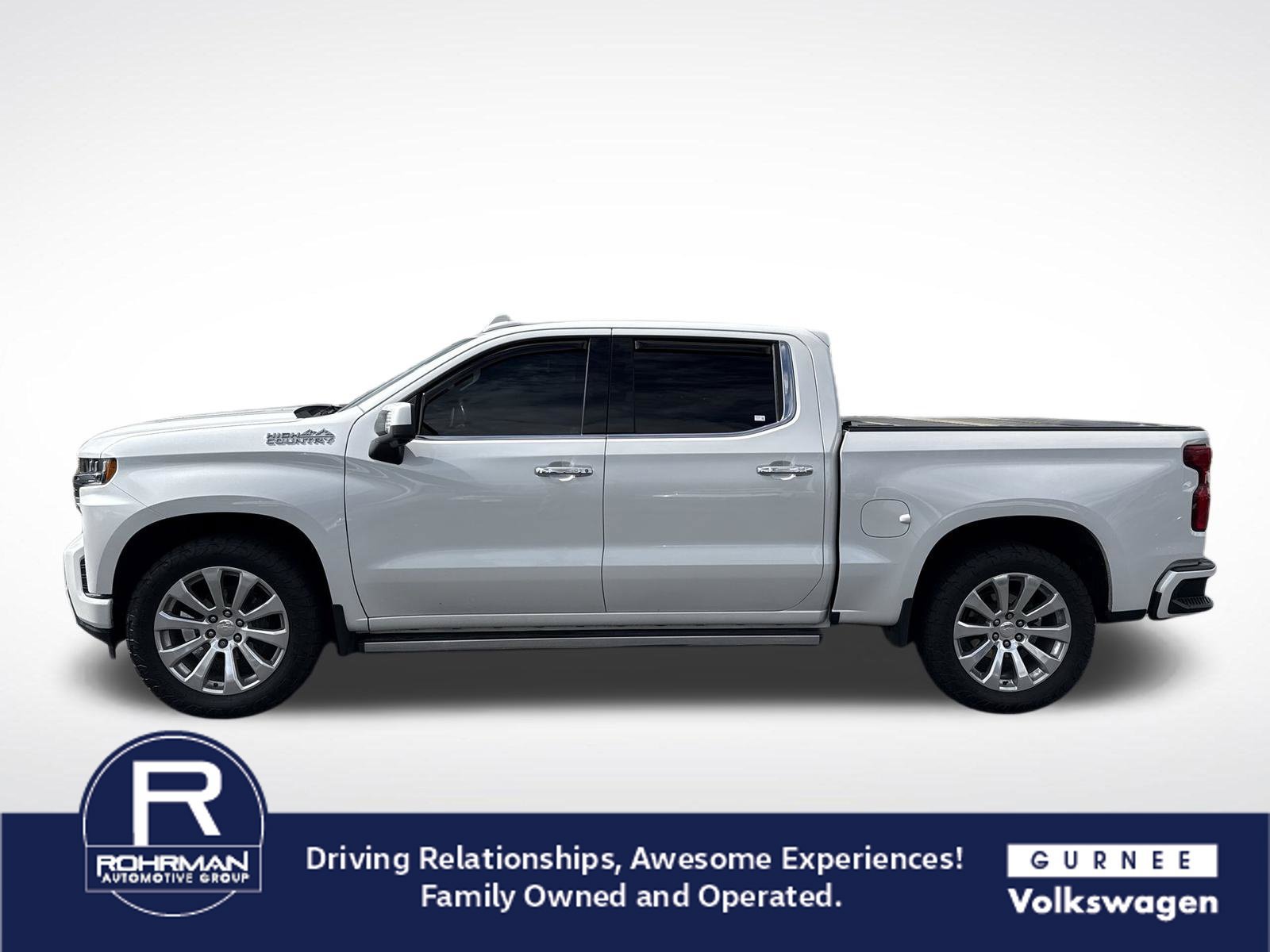 Used 2021 Chevrolet Silverado 1500 High Country w/ Technology Package AWD/4WD image 6