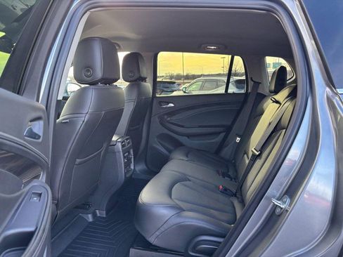 Used 2019 Buick Envision Essence image 10