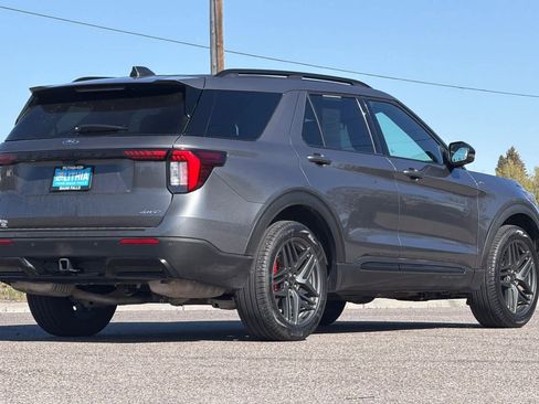 Certified 2025 Ford Explorer ST-Line w/ ST-Line Street Pack AWD/4WD image 2