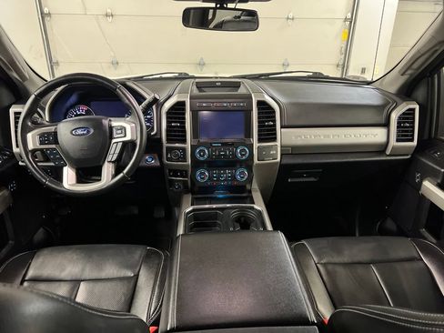 Used 2021 Ford F350 Lariat AWD/4WD image 8