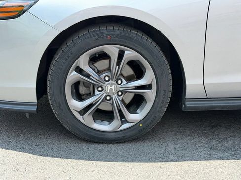 Certified 2023 Honda Accord EX image 16