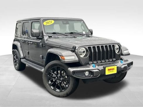 Used 2021 Jeep Wrangler Unlimited Sahara image 1