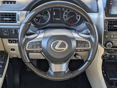 Used 2023 Lexus GX 460 Premium w/ Premium Package AWD/4WD image 17