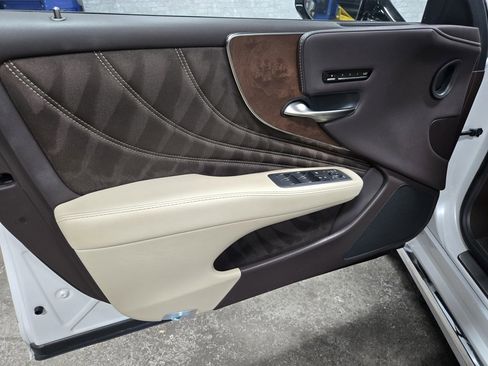 Used 2019 Lexus LS 500 image 7