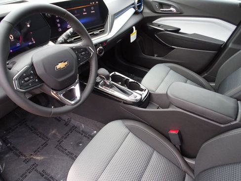 New 2026 Chevrolet Trax LT w/ Driver Confidence Package image 7