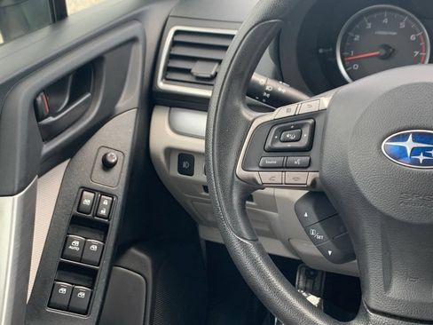 Used 2016 Subaru Forester 2.5i Premium w/ All-Weather Package AWD/4WD image 10