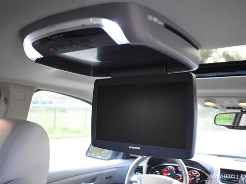 Used 2017 GMC Acadia Limited SLT image 36