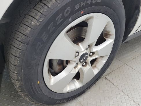 Used 2019 Kia Soul image 31