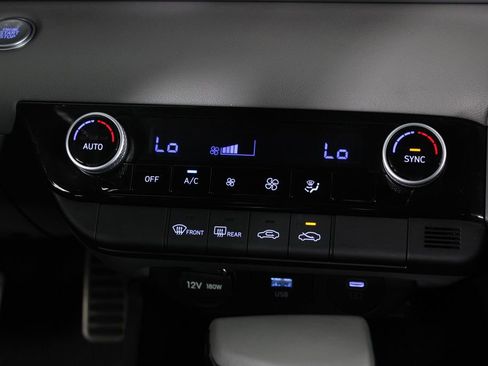 Certified 2026 Hyundai Elantra Sport FWD image 22