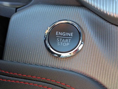 Certified 2025 Ford Explorer ST image 28