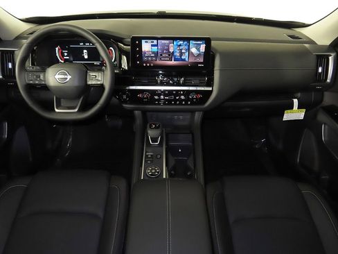 New 2026 Nissan Pathfinder SL image 14