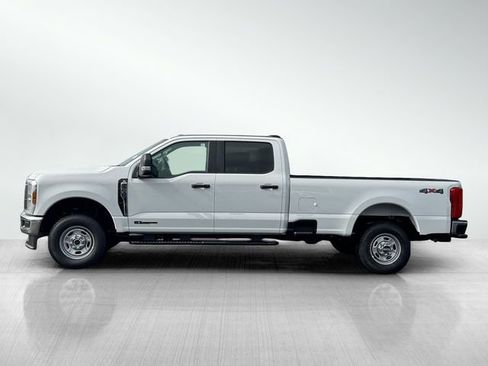 New 2026 Ford F350 XL w/ XL Chrome Package image 3